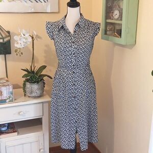 Monteau Navy and Cream Floral Dress. Retro. Garden Girl.